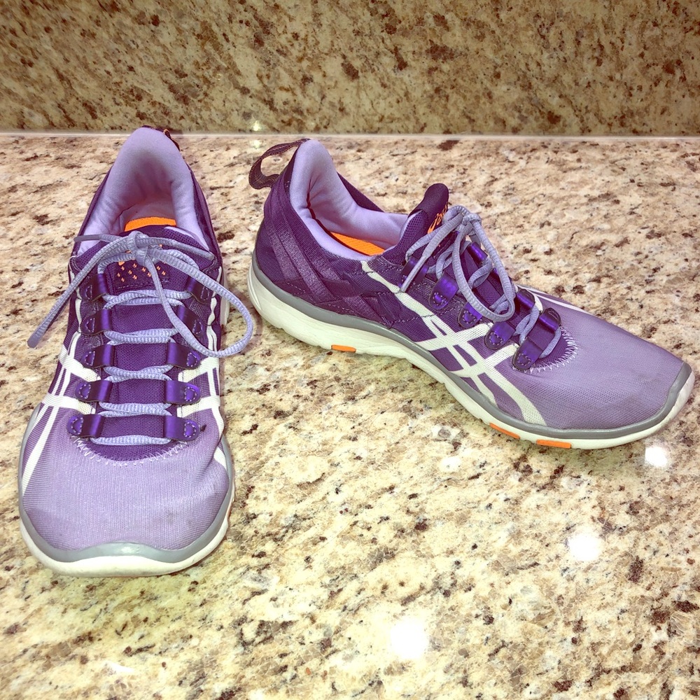ASICS Sneakers